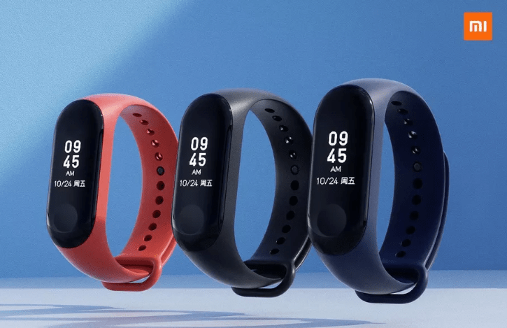 Xiaomi Mi Band 3, ακολουθούμενο από το Xiaomi Mi Band 4