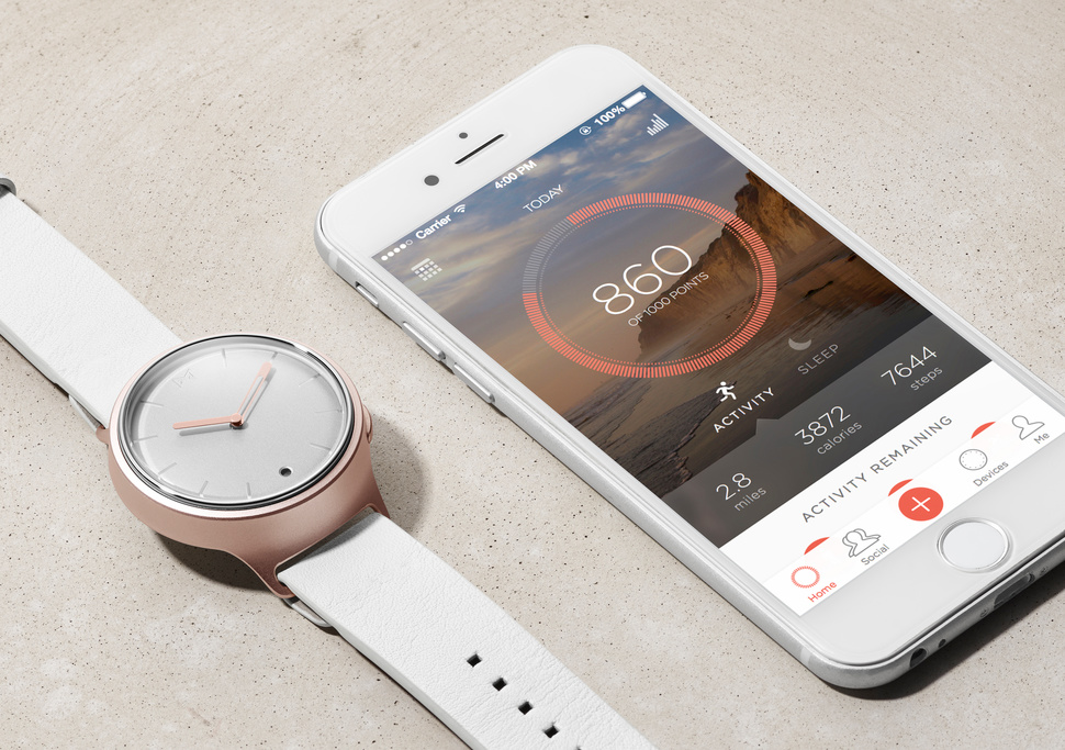 Το MisFit παίρνει μια ευκαιρία με το MisFit Phase Hybrid Smartwatch